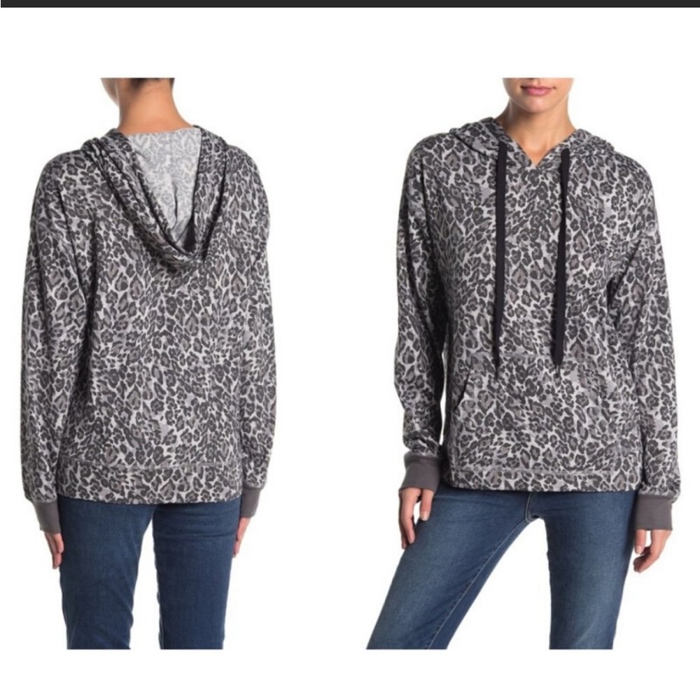 Nordstrom Brand Socialite Cheetah Sweatshirt